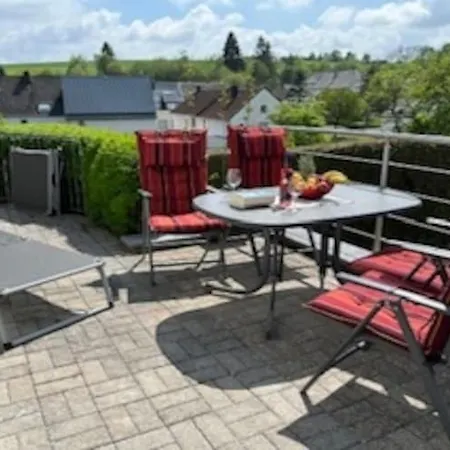 In Eifel With Scenic Views Appartement *