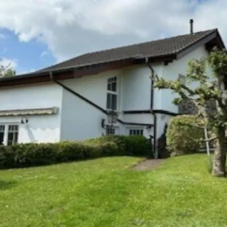 Appartement In Eifel With Scenic Views Lissendorf